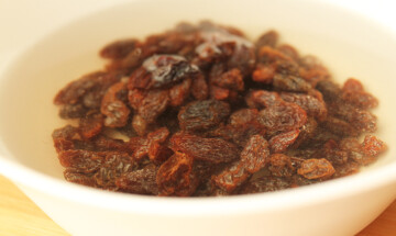 Kitchen Tip - Baking with Raisins - Delightful Adventures