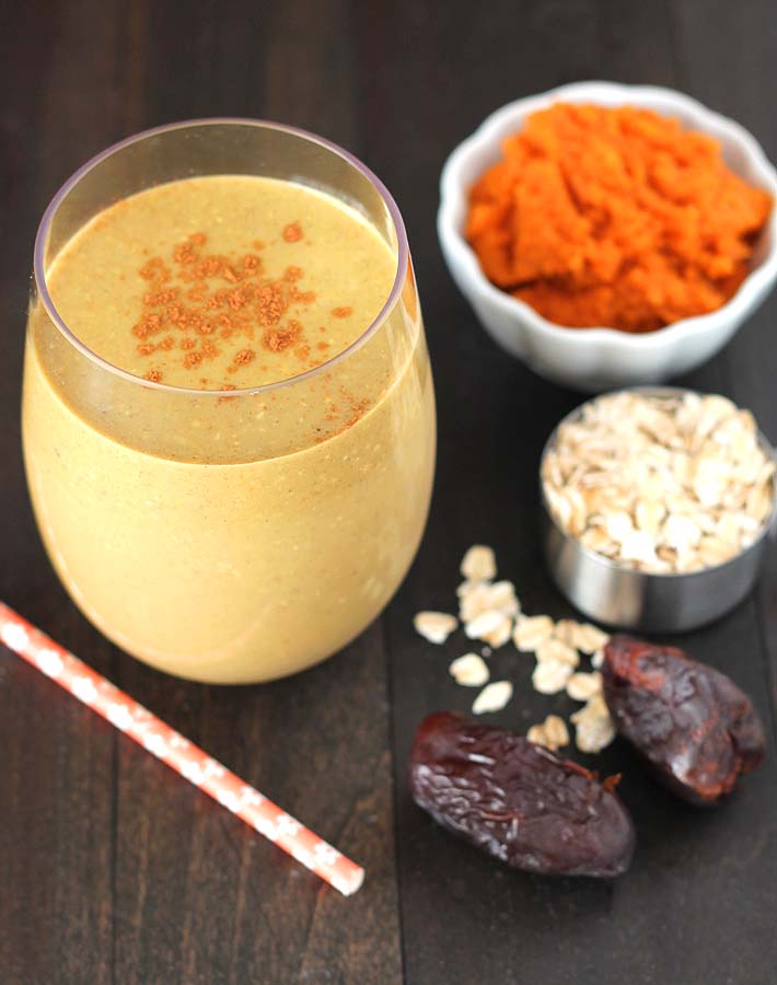 Looking for a healthier version of your favourite coffee drink? Look no further, you've got to try this nutritious, vegan pumpkin spice vanilla smoothie! #SilkSummerofSmoothies #ad