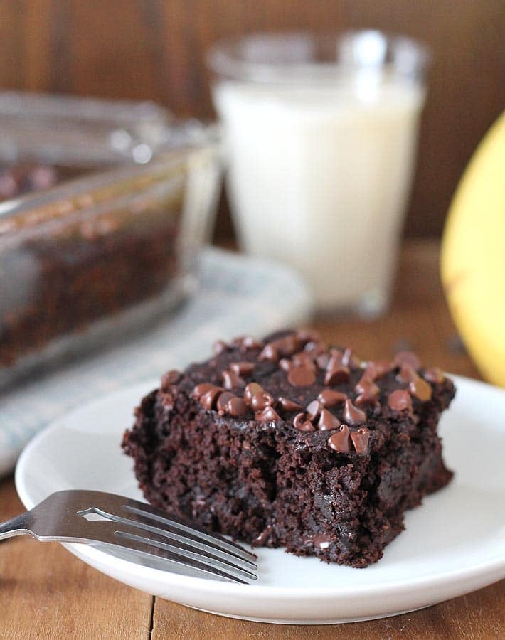 Chocolate Banana Cake (Vegan + Gluten-Free) - Delightful Adventures