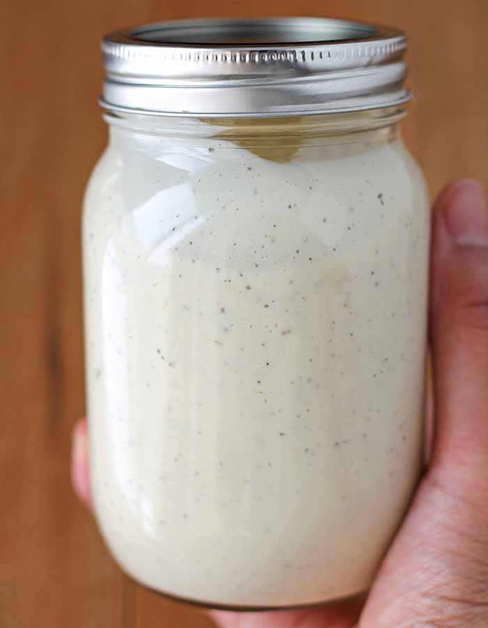 Vegan Garlic Pasta Sauce in a mason jar.