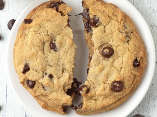 Big Bakery-Style Vegan Chocolate Chip Cookie for One - Delightful